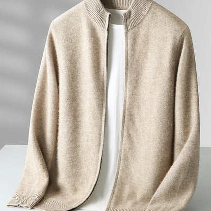 Cárdigan de merino con escudo