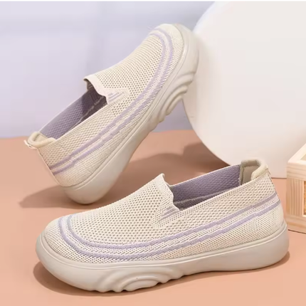 Zapatillas cómodas y transpirables para mujer: diseño ergonómico y ligero. 