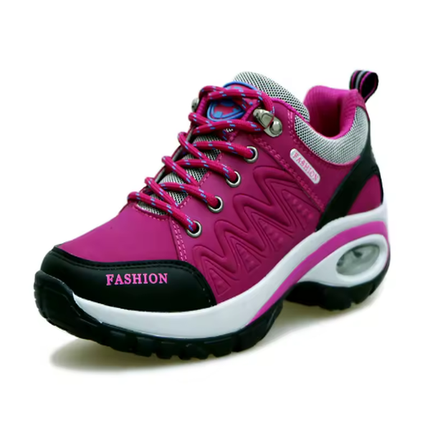 Zapatillas deportivas ComfortWalk Outdoor para mujer: piel transpirable y suela amortiguadora.