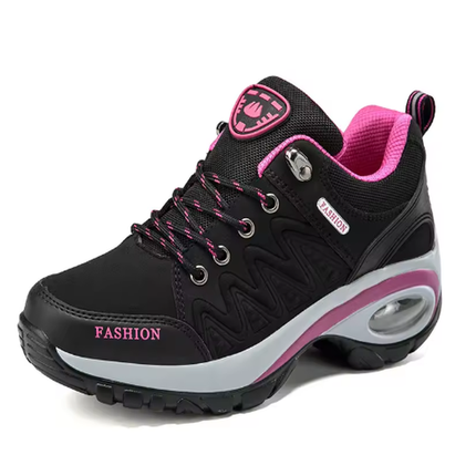 Zapatillas deportivas ComfortWalk Outdoor para mujer: piel transpirable y suela amortiguadora.